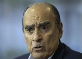 Francos dijo que si el Gobierno tuviera mayoría en el Congreso «evaluaría de otra forma» una intervención a la Provincia de Buenos Aires