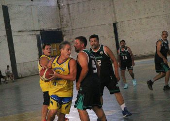 Mancarrones y Pedal ganaron en la 2ª fecha del torneo Maxi Básquet