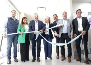 El Gobierno inauguró el nuevo Hospital de Día para pacientes oncológicos en San Rafael