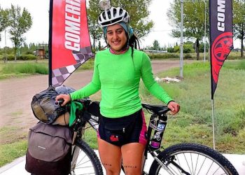 La deportista sanrafaelina Marcela Alcalle salió a recorrer Latinoamérica en bicicleta