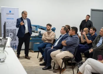 Ante empresarios mineros, PSJ presentó su plan para reactivar el ex proyecto San Jorge