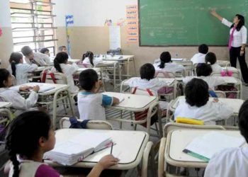 Datos relevados entre 2012 y 2022: la brecha socioeconómica entre las escuelas públicas y privadas se profundizó en la Argentina