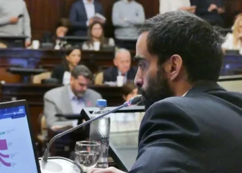 Deuda: el Gobierno colocó bonos por más de 56 mil millones de pesos para refinanciarla