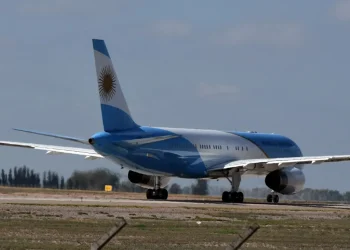 El avión presidencial estuvo en Mendoza: a qué se debió su visita a la provincia