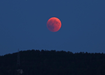Qué día y a qué hora será la próxima “Luna de sangre” visible en Mendoza