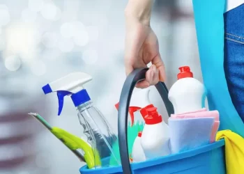 Sueldos: cuánto se paga por hora de limpieza en marzo 2025