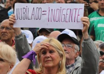 ¿Cuánto necesita un jubilado para cubrir los gastos mensuales?