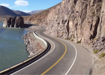 Cómo evitar el tráfico y disfrutar de los paisajes naturales del sur de Mendoza si viajás a Chile