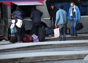 Los tours de compras a Chile cayeron un 50% y ahora salen cada 14 días