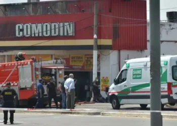 Tragedia en un supermercado argentino: al menos 5 muertos y 33 intoxicados