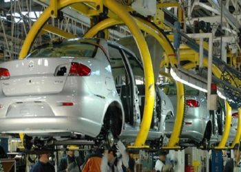 En marzo hubo una fuerte suba en las ventas de autos pero bajó la producción