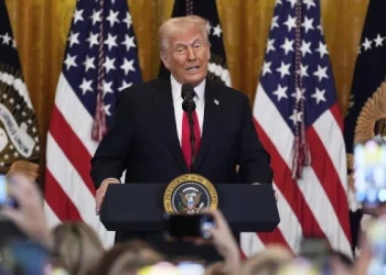 Una alianza de 23 fiscales generales demanda a Trump