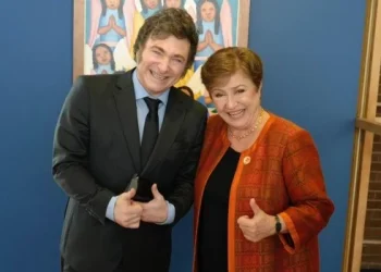 El FMI vuelve a reunirse para discutir sobre el programa de Argentina y el monto del desembolso inicial