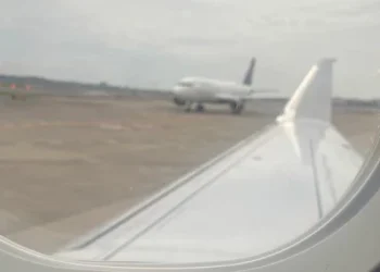El ala de un avión golpeó a otra aeronave en el aeropuerto de Washington