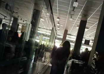 Apagón en España y Portugal dejó fuera de servicio al metro, semáforos, teléfonos y cajeros