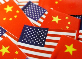 Donald Trump advirtió que a China «no le conviene» seguir tomando represalias arancelarias y confía en llegar a un acuerdo