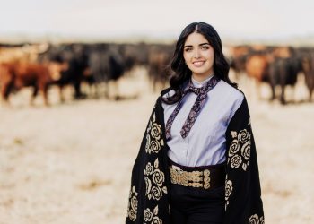 La Reina de la ganadería Abril Barraza ya palpita el evento de la Fiesta Nacional en General Alvear