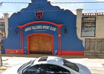Tragedia en la provincia de Mendoza: un alumno de 17 años falleció en una clase de educación física