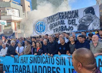 Movilización de la CGT: «El Gobierno va rumbo a la destrucción»