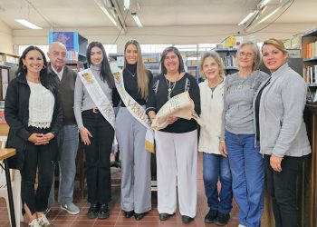 La Reina y Virreina Nacional de la Vendimia iniciaron una campaña de apoyo a bibliotecas en la provincia y visitaron San Rafael
