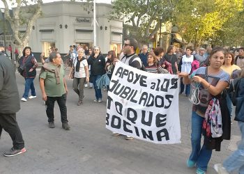 Los jubilados se manifestaron una vez más en el centro sanrafaelino junto a entidades gremiales