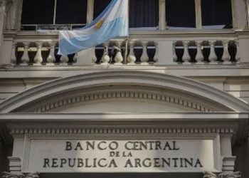 El BCRA tuvo el peor mes de la era Milei: la reservas están cerca de perforar los U$S25.000 millones