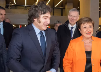 El gobierno se comprometió con el FMI a profundizar el ajuste y avanzar en la reforma impositiva y previsional