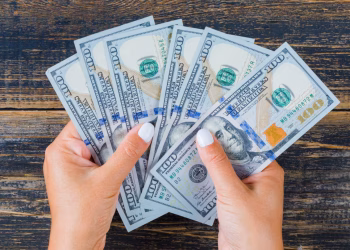 Límite en efectivo: hasta cuántos dólares se podrán comprar a partir del lunes tras el levantamiento del cepo