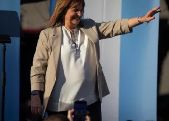 Patricia Bullrich abandonó definitivamente el PRO y se sumó a la Libertad Avanza, una nueva afiliación a su carrera política