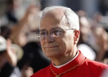 Quién es el nuevo papa: Un políglota afable que trasciende fronteras