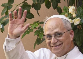 León XIV hizo su primer nombramiento al designar a un obispo de Perú