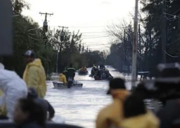 Buenos Aires bajo el agua: caos y evacuaciones en varios municipios