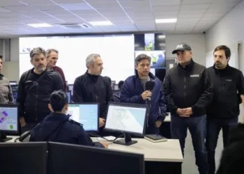 Kicillof pide «precaución extrema»