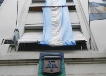 Suspensiones masivas en el fútbol argentino y otras diciplinas por el temporal