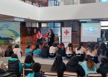 Educación vial y tecnología: la DGE y la Cruz Roja visitan secundarias con el programa “Conduciendo tu futuro”