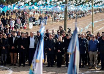 Omar Félix en su discurso pidió dejar de lado la «grieta» y construir una sociedad mejor