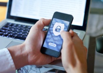 La suplantación de identidad digital no está tipificada como delito y preocupa a especialistas