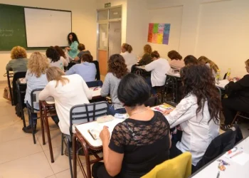 Incentivo por Especialización Docente: cómo tramitar el pago