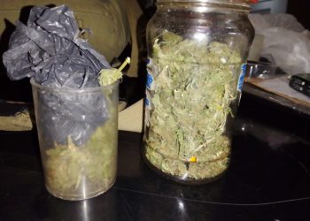 Aprehenden a dos jóvenes con marihuana en la Plaza San Martín