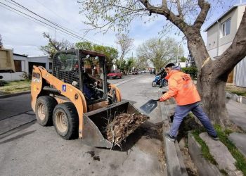 El Municipio endurece las sanciones por arrojar escombros en la vía pública