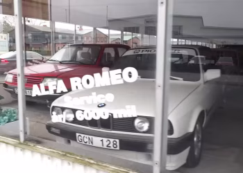 Encontraron una concesionaria abandonada: un tesoro de clásicos y joyas del pasado en perfecto estado de conservación