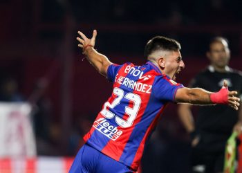 Gastón Hernández fue figura y le dio la clasificación a San Lorenzo