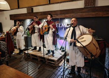 El grupo “Los Hacheros” cumplió 26 años de amor al folklore sobre los escenarios