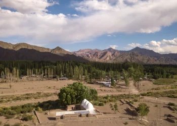 El pueblo de Mendoza que compite por ser el más lindo de Argentina y tiene paisajes espectaculares