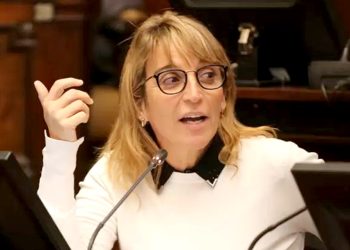 “Jola” Sanz cargó contra La Libertad Avanza por la caída de Ficha Limpia: “Creo que el motivo político es tener a Cristina como sparring”