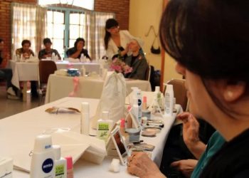 Nueva edición del taller para pacientes oncológicos “Luzca bien, siéntase mejor” en ALCEC