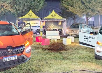 Renault Mediterráneo “tira la casa por la ventana” con importantes beneficios para la compra de vehículos en la Fiesta de la Ganadería