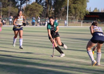 Maristas goleó a Tacurú por el torneo mendocino de hockey