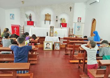 Cáritas: imágenes peregrinas visitan diversas instituciones religiosas locales