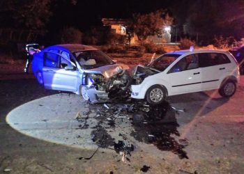 Real del Padre: dos lesionados en choque frontal